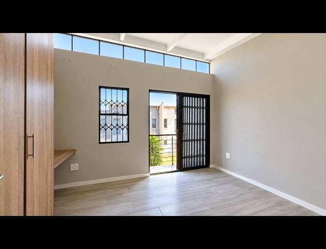 3 BEDROOM TOWNHOUSE FOR SALE IN ALBERTSDAL